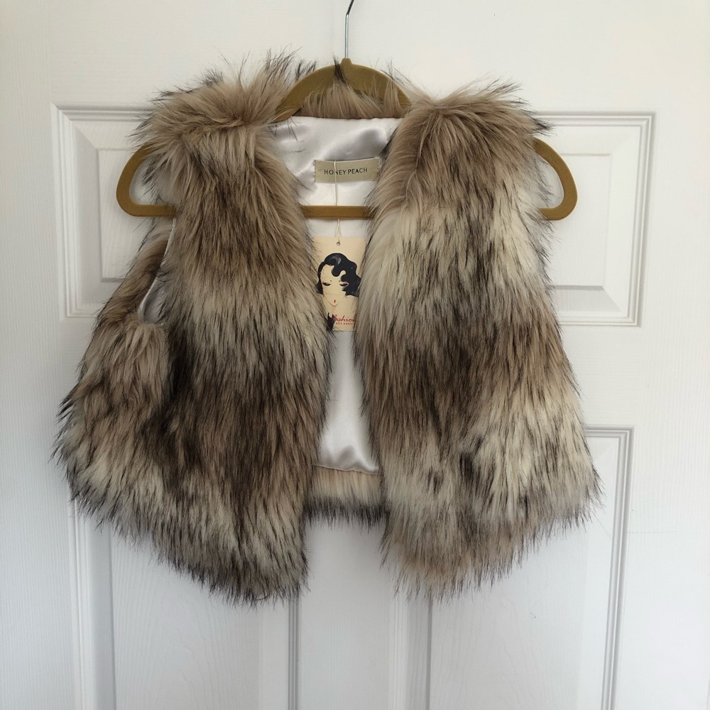 Fur vest